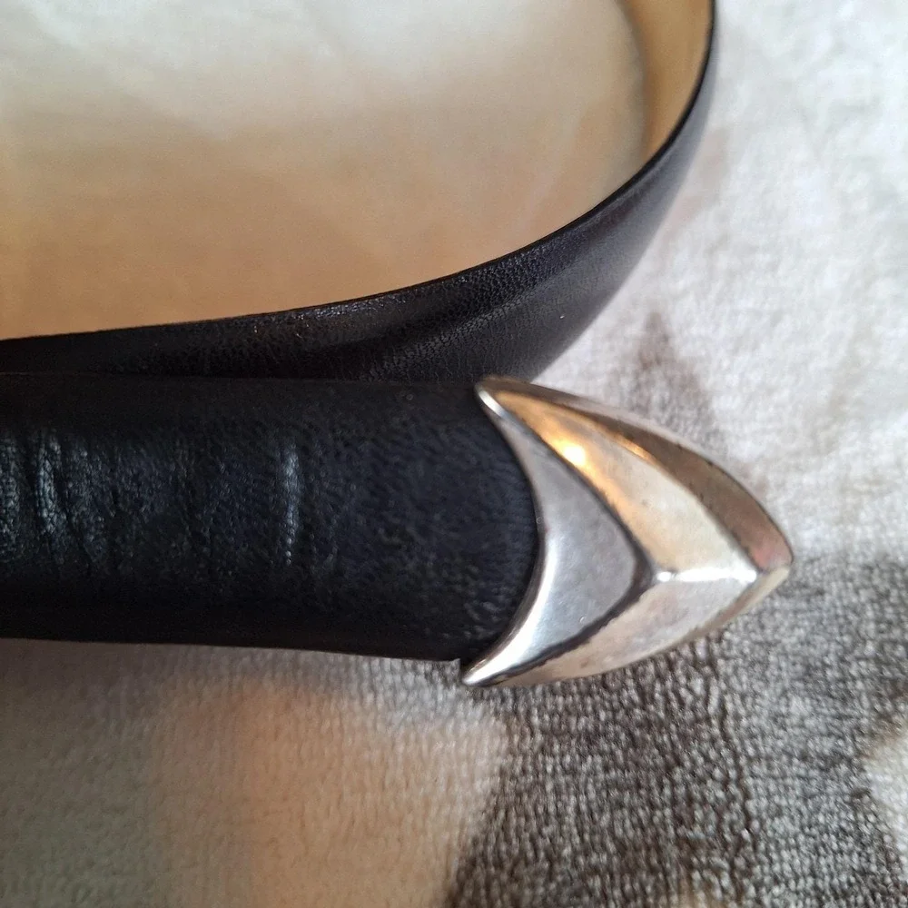 Kenneth Cole vintage classic